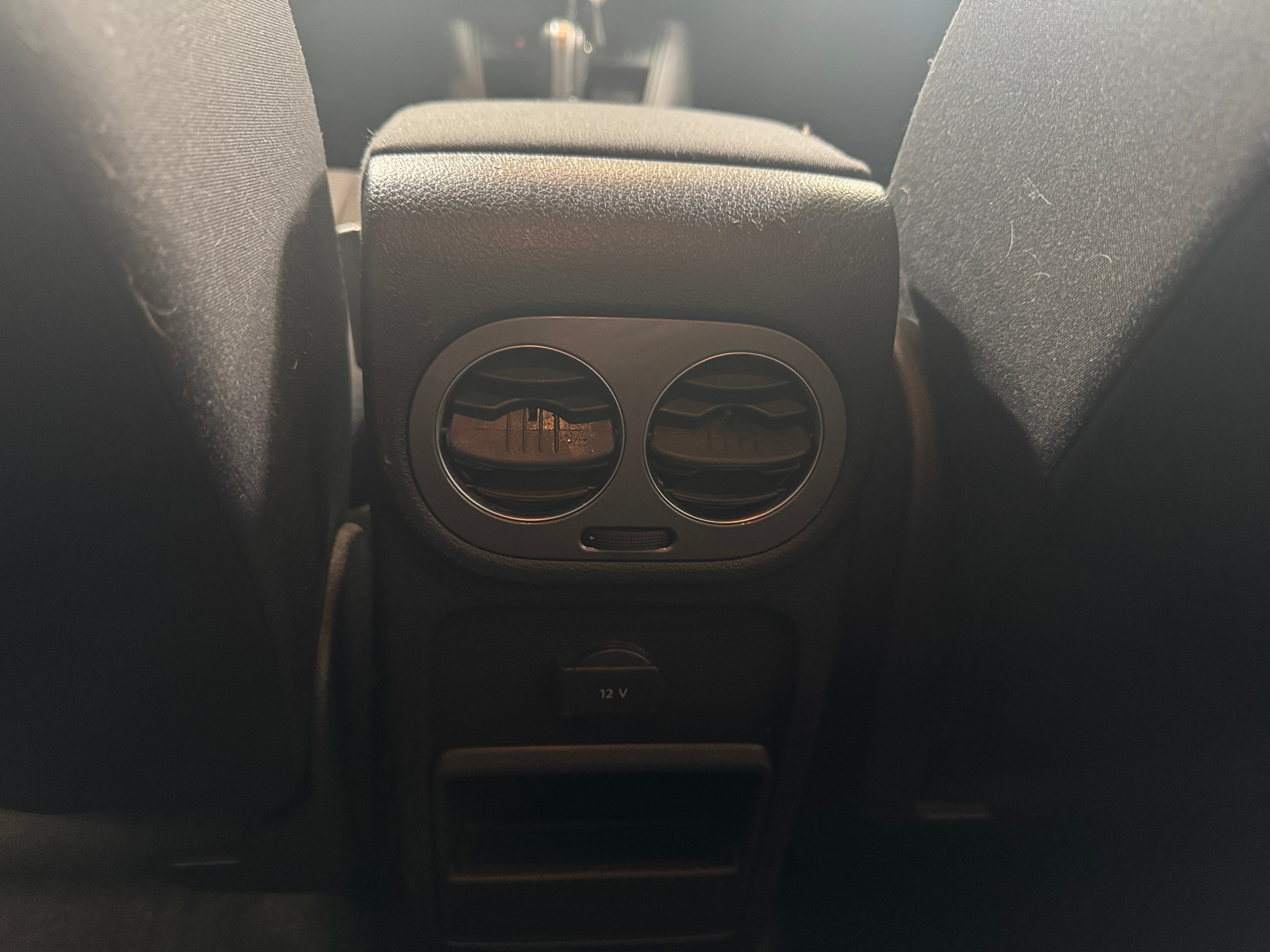 volkswagen tiguan limited 2018 WVGBV7AX5JK000642 image volkswagen tiguan limited 2018 WVGBV7AX5JK000642 image